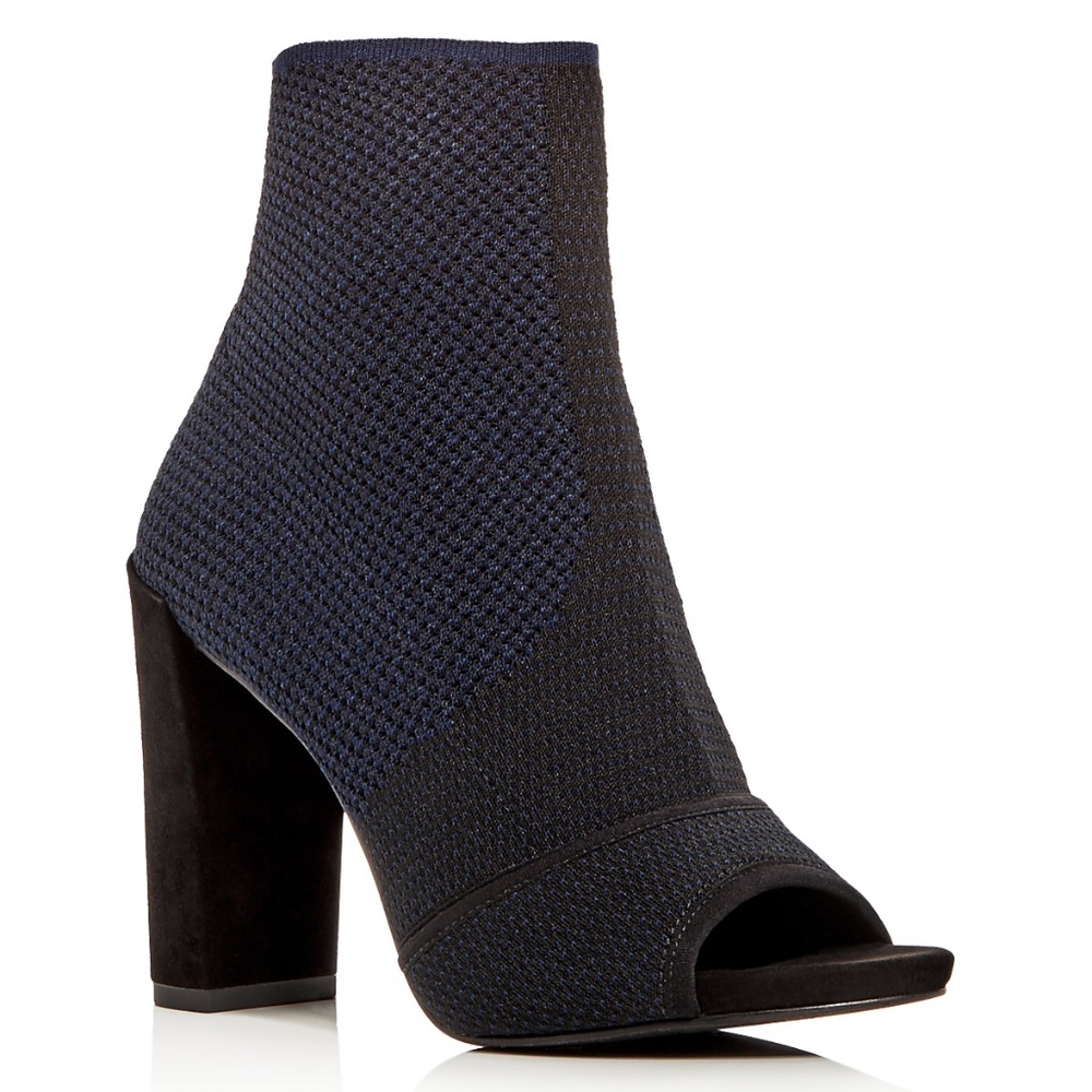 Kenneth Cole Dahvi Peptone High Heel Booties